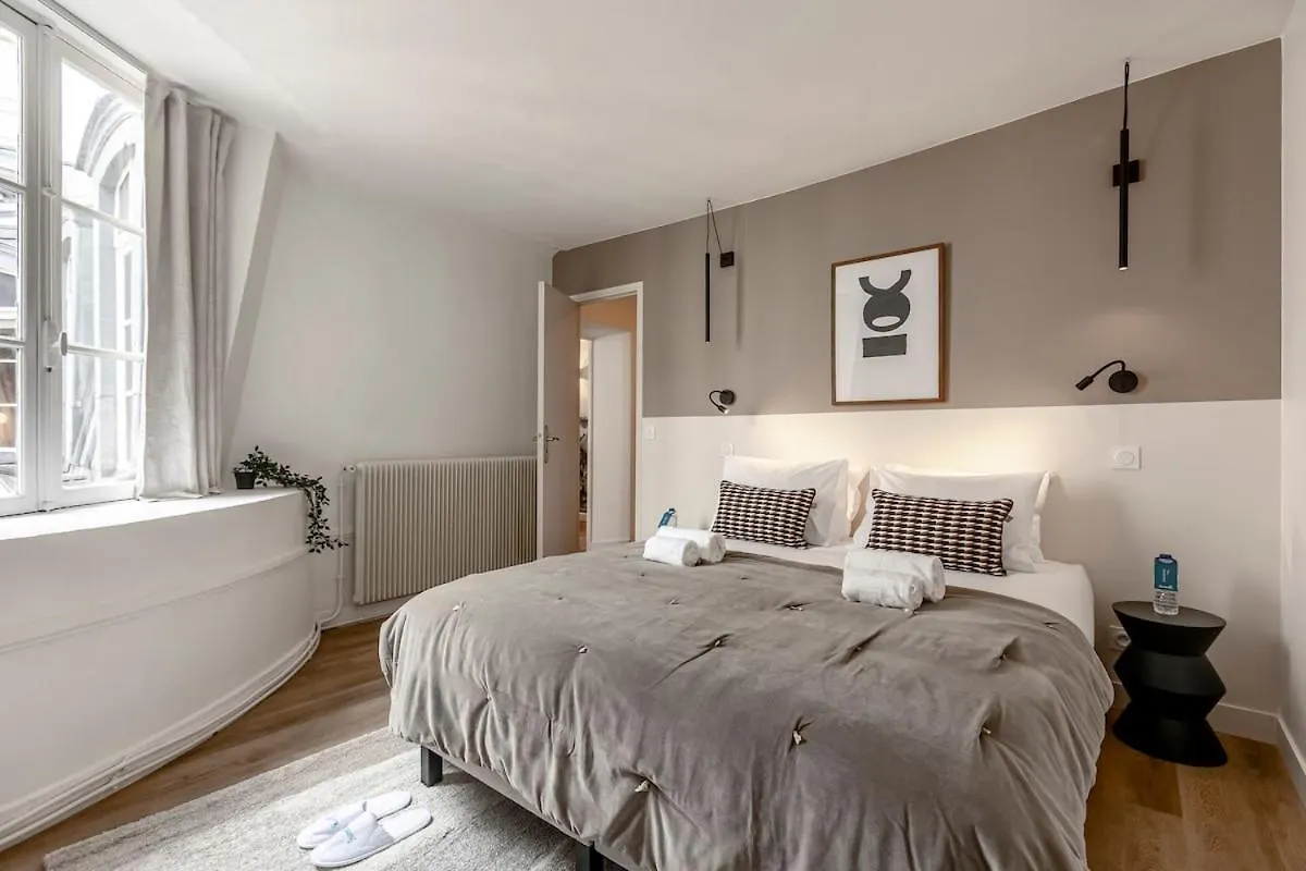 43#Opera # Grand Boulevards # 4Bedrooms # Paris 02 # Ac Franciaország