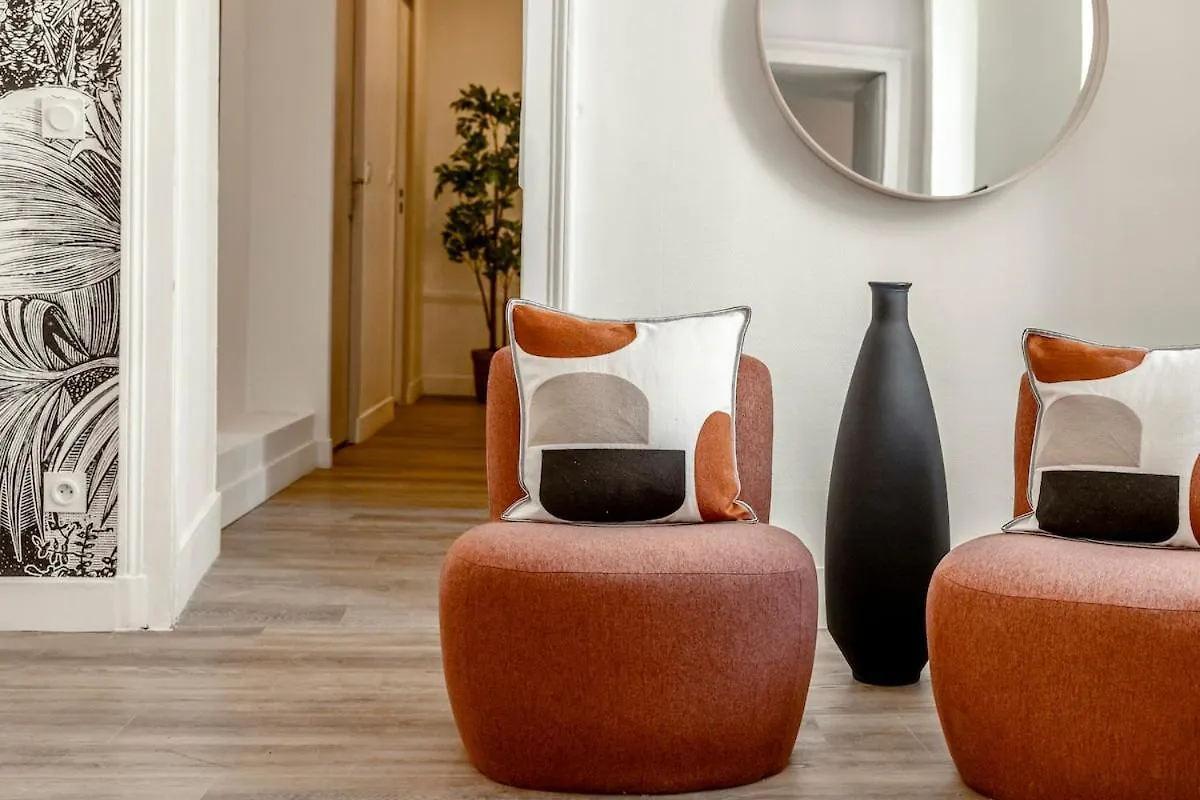 Apartment 43#Opera # Grand Boulevards # 4Bedrooms # Paris 02 # Ac